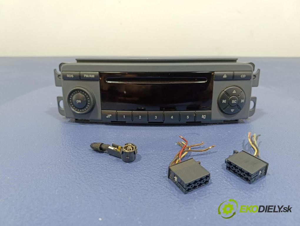 Smart Forfour 2001 Radio I Navigácia: A4548200379