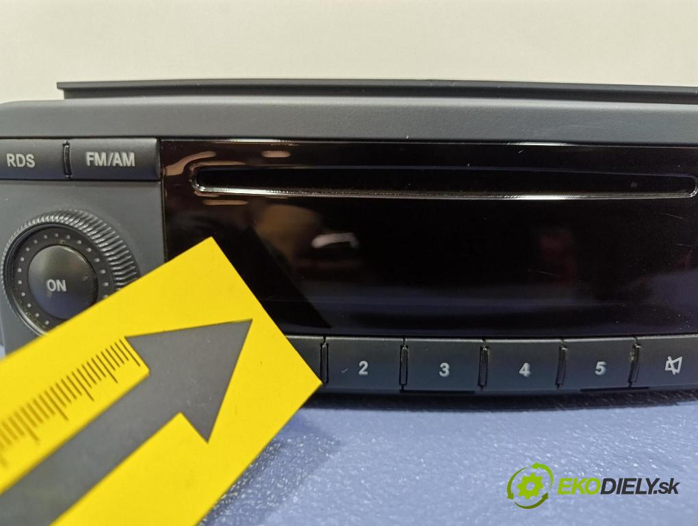 Smart Forfour 2001 Radio I Navigácia: A4548200379