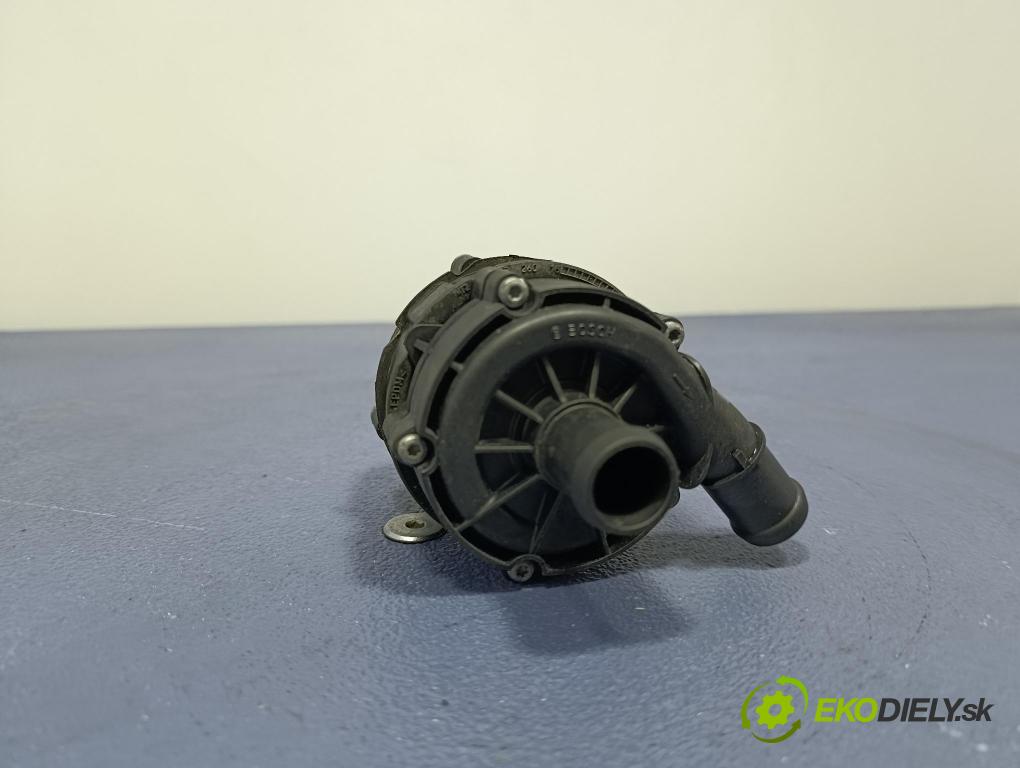 Vw Golf 2018 čerpadlo Voda: 04L965567