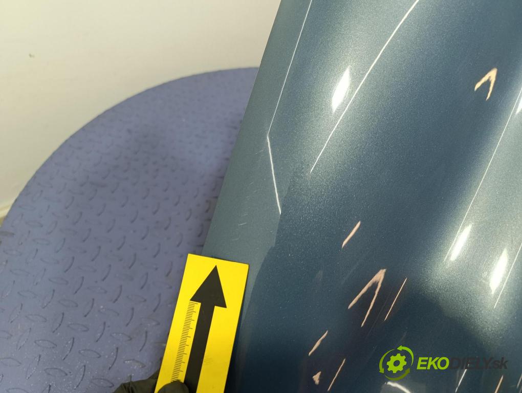 Mercedes Vito 2004 blatník Predné Vľavo: