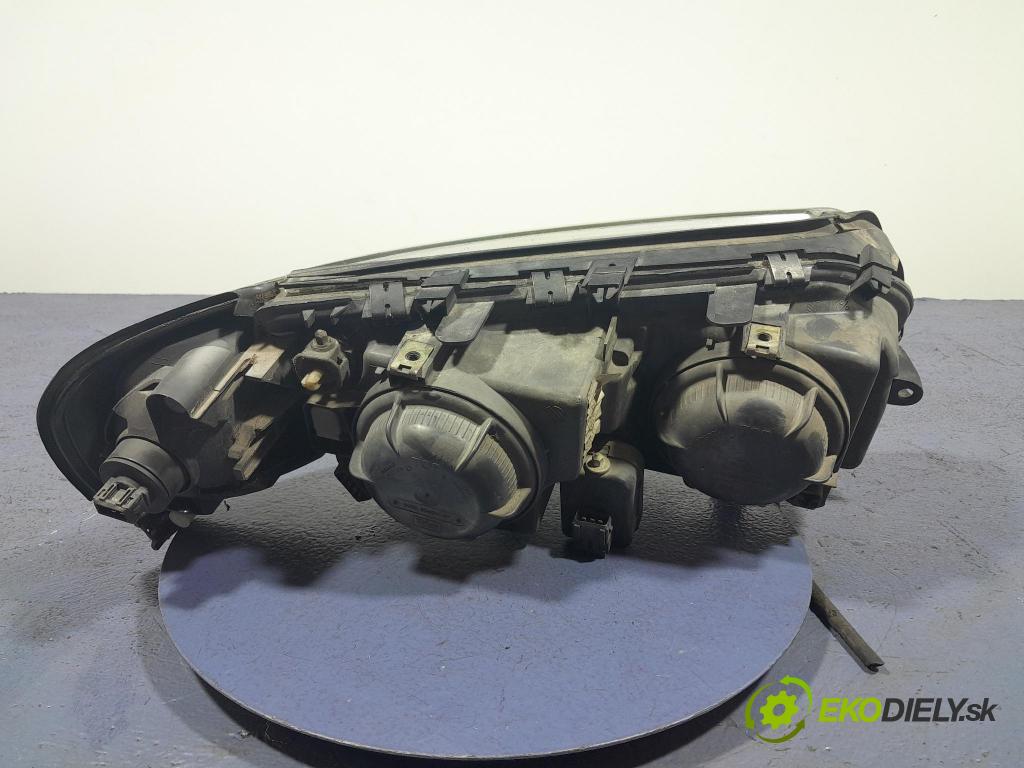 Volvo S80 2000 Reflektor: Vľavo: 9484241