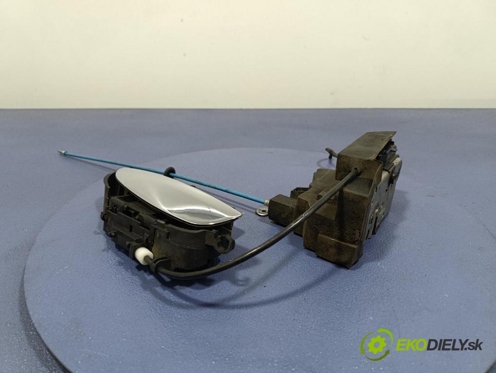 Fiat Croma 2007 zámek dveře před v pravo: 51734934