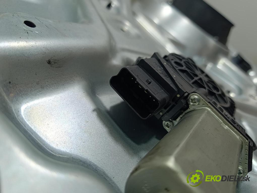 Fiat Croma 2007 mechanismus stahování Sklenka: před v pravo: