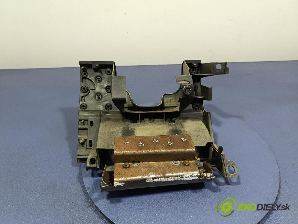 Fiat Croma 2007 Airbag: Koleno x 30375594