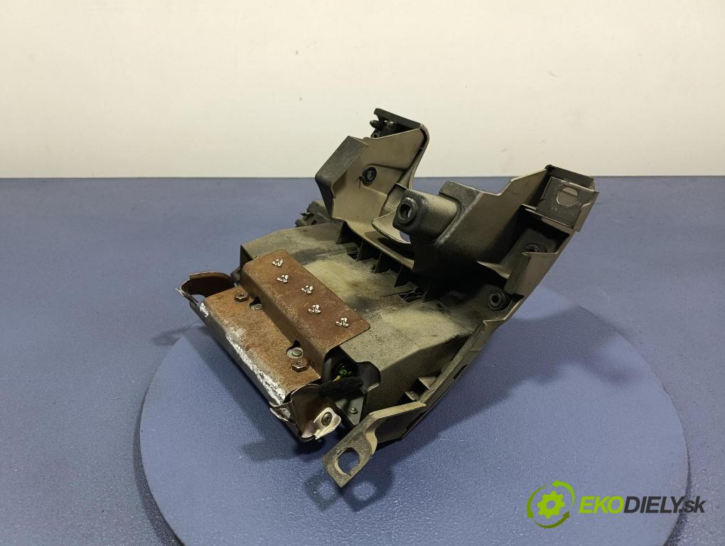 Fiat Croma 2007 Airbag: Koleno x 30375594