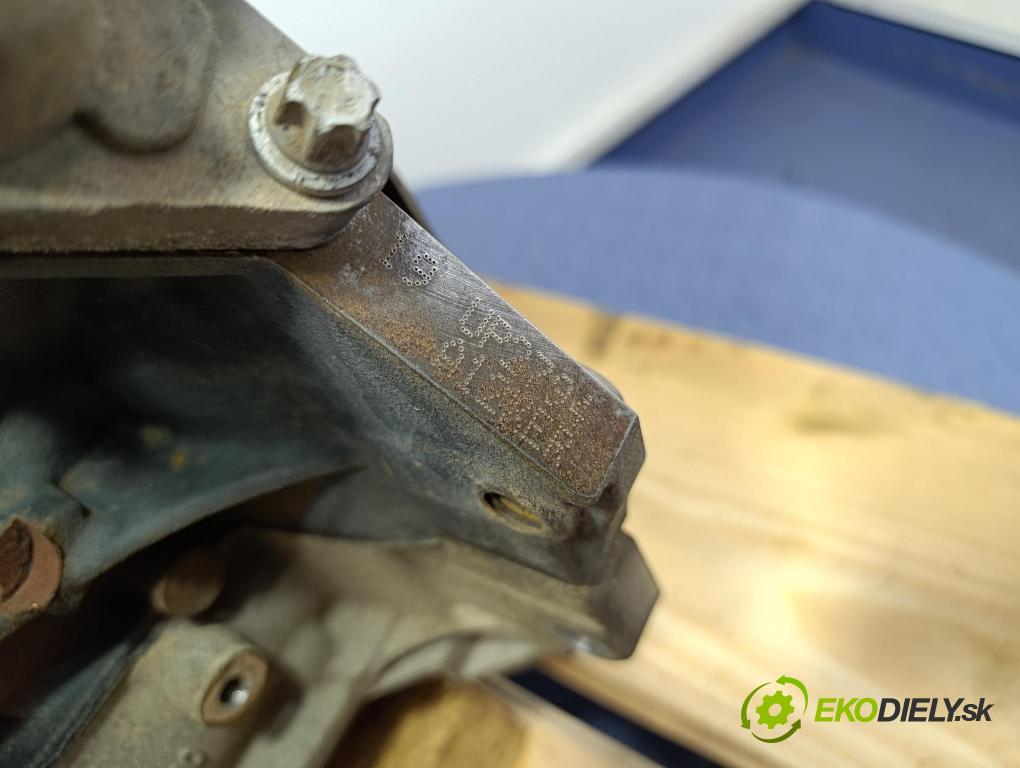 Opel Corsa 2010 motor Benzín: A12XER