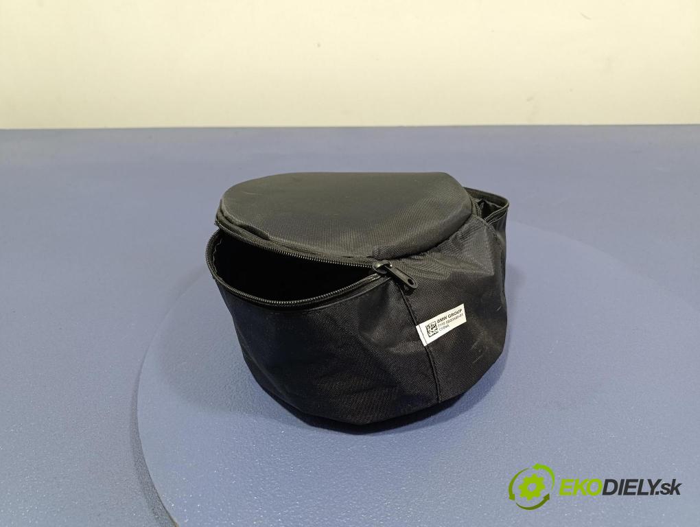 Bmw Seria 5 2025 zvedák 5B50A80