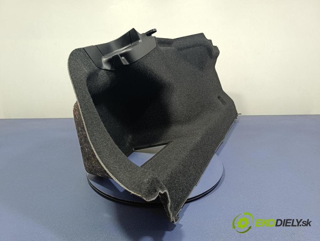 Bmw Seria 5 2025 Tapacír: kufr 5A01787