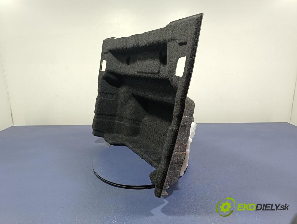 Bmw Seria 5 2025 Tapacír: kufr 5A01797
