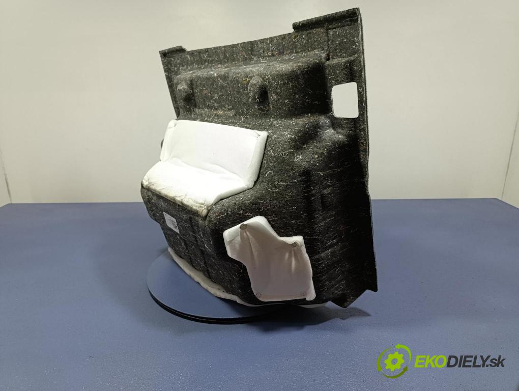 Bmw Seria 5 2025 Tapacír: kufr 5A01797