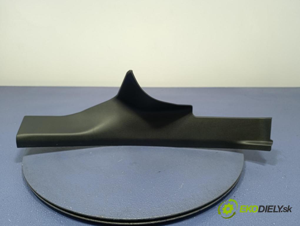 Bmw Seria 5 2025 kryt Plast: Interiéry: 5A36B95