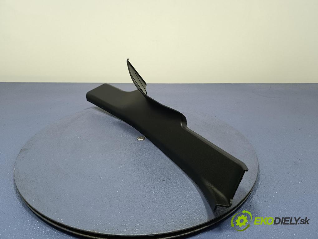 Bmw Seria 5 2025 kryt Plast: Interiéry: 5A36B95