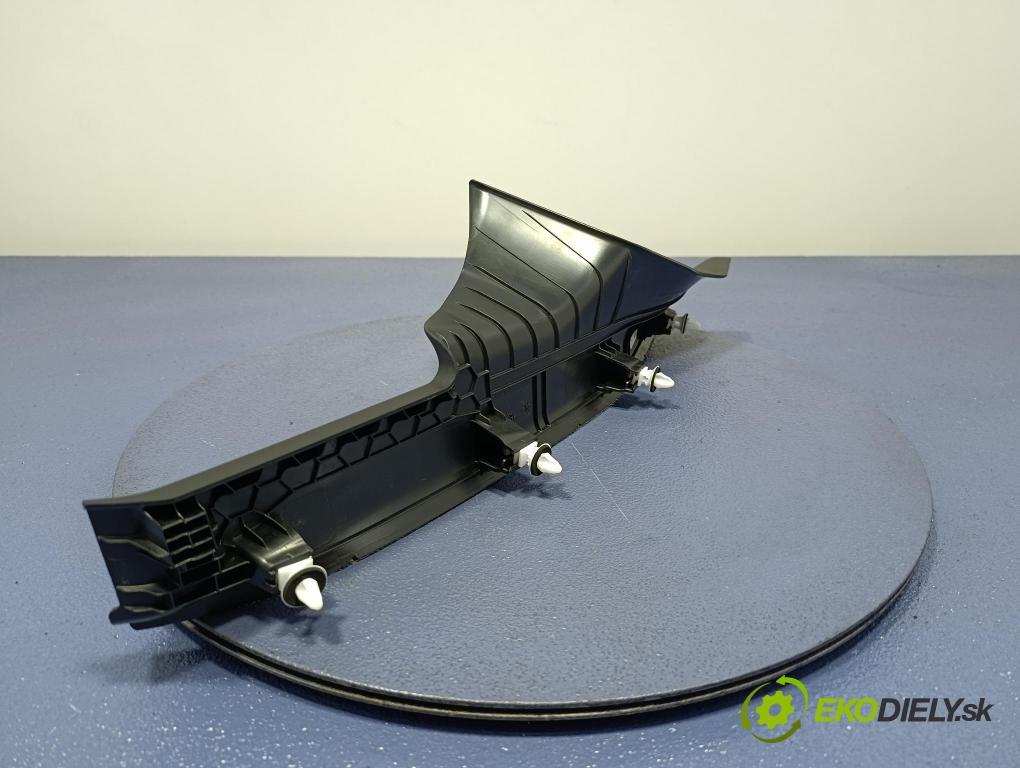 Bmw Seria 5 2025 kryt Plast: Interiéry: 5A36B95