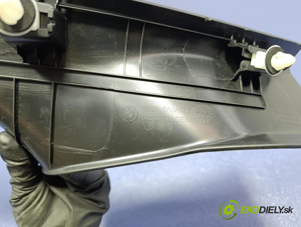 Bmw Seria 5 2025 kryt Plast: Interiéry: 5A36B96