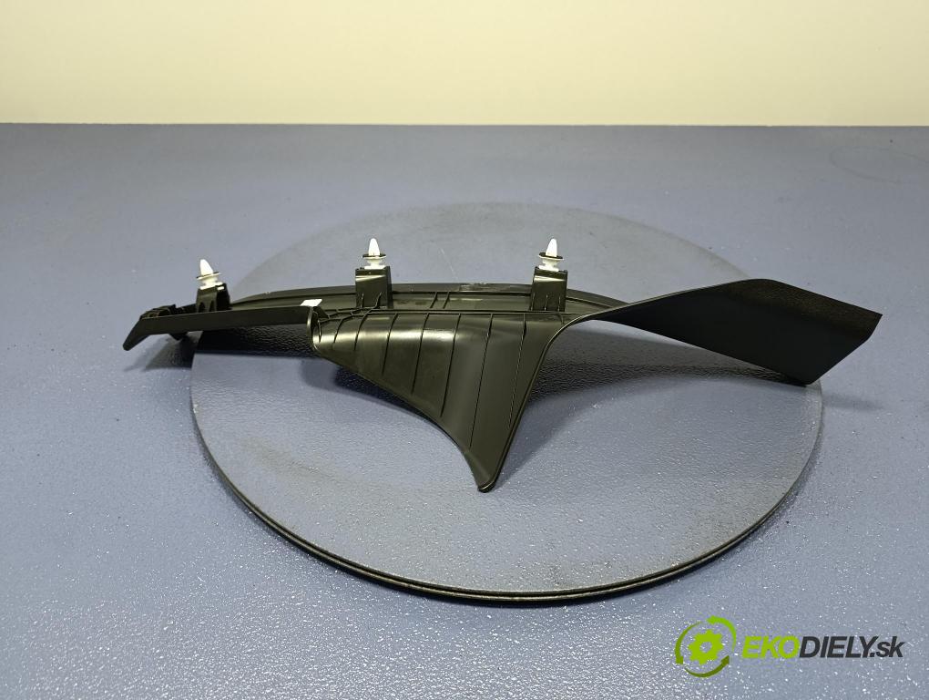 Bmw Seria 5 2025 kryt Plast: Interiéry: 5A36B96