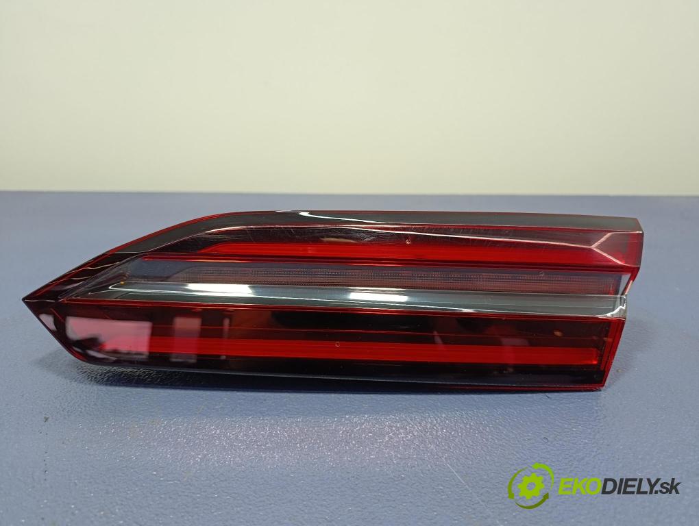 Bmw Seria 5 2025 světlo Zad: Práva: Uvnitř 8086056