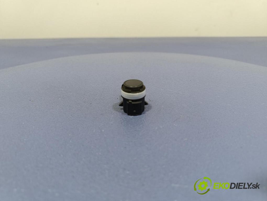 Bmw Seria 5 2025 snímač / řídící jednotka PDC 5A1A269