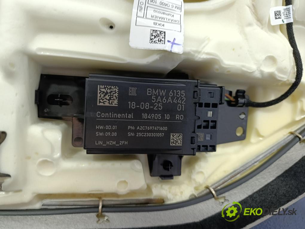 Bmw Seria 5 2025 Sedačka zadný 