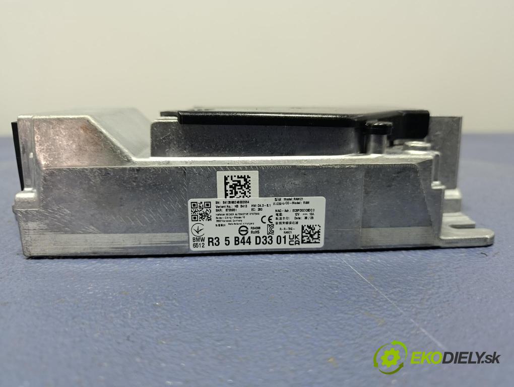 Bmw Seria 5 2025 Zesilovač: Radio Navigace 5B44D33