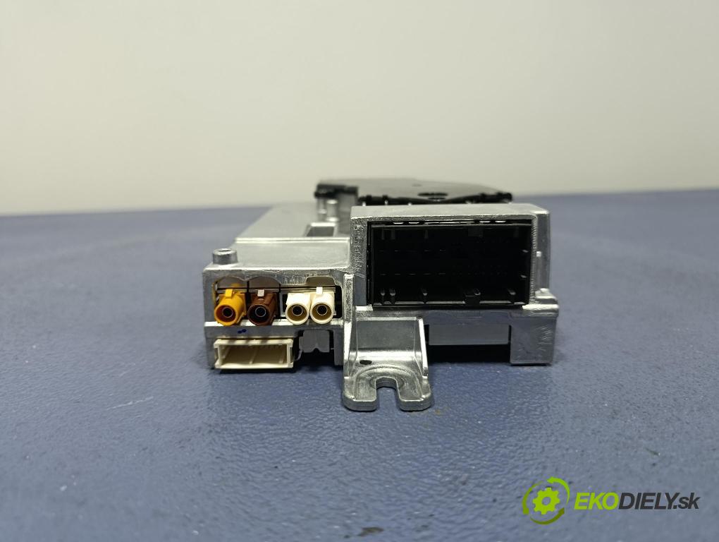 Bmw Seria 5 2025 Zesilovač: Radio Navigace 5B44D33