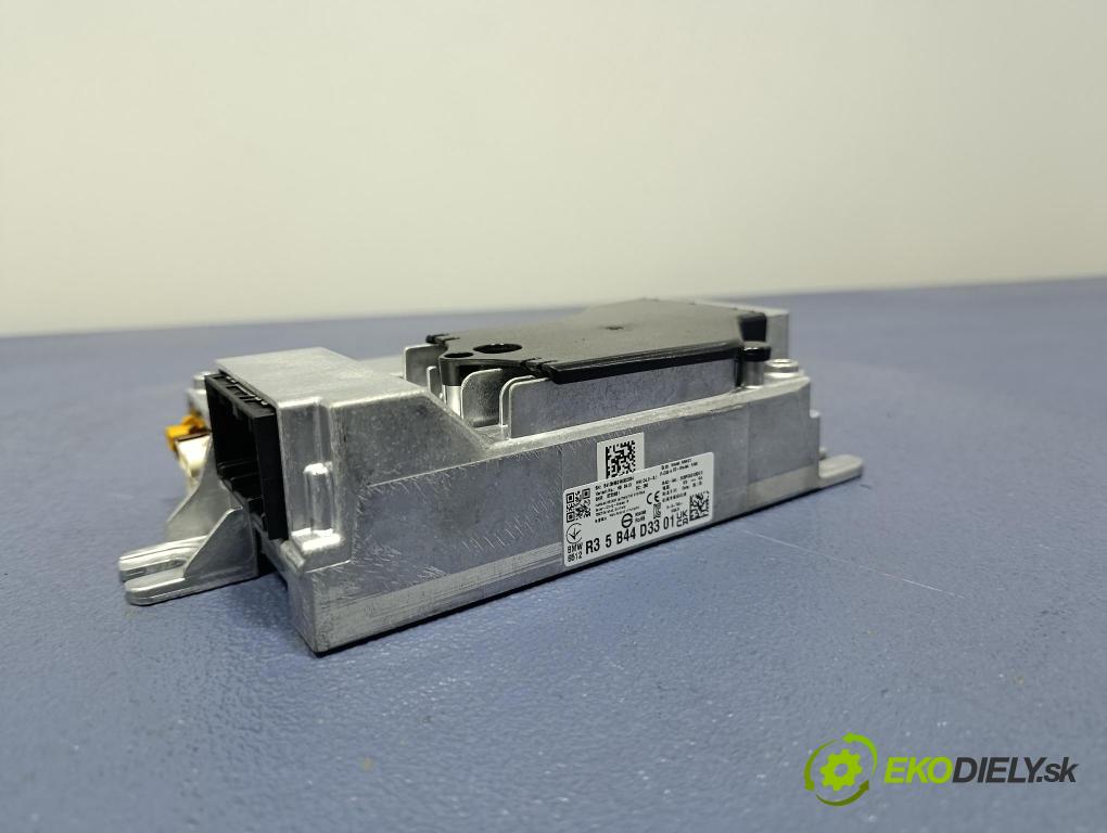 Bmw Seria 5 2025 Zesilovač: Radio Navigace 5B44D33
