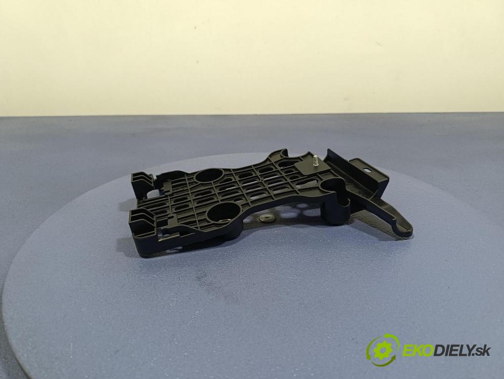 Bmw Seria 5 2025 Zesilovač: Radio Navigace 5A893C1