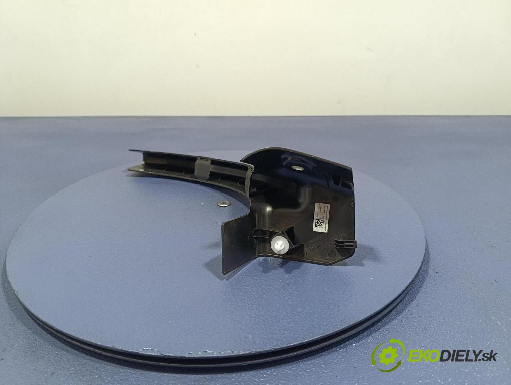 Bmw Seria 5 2025 kryt Plast: Interiéry: 5A01514