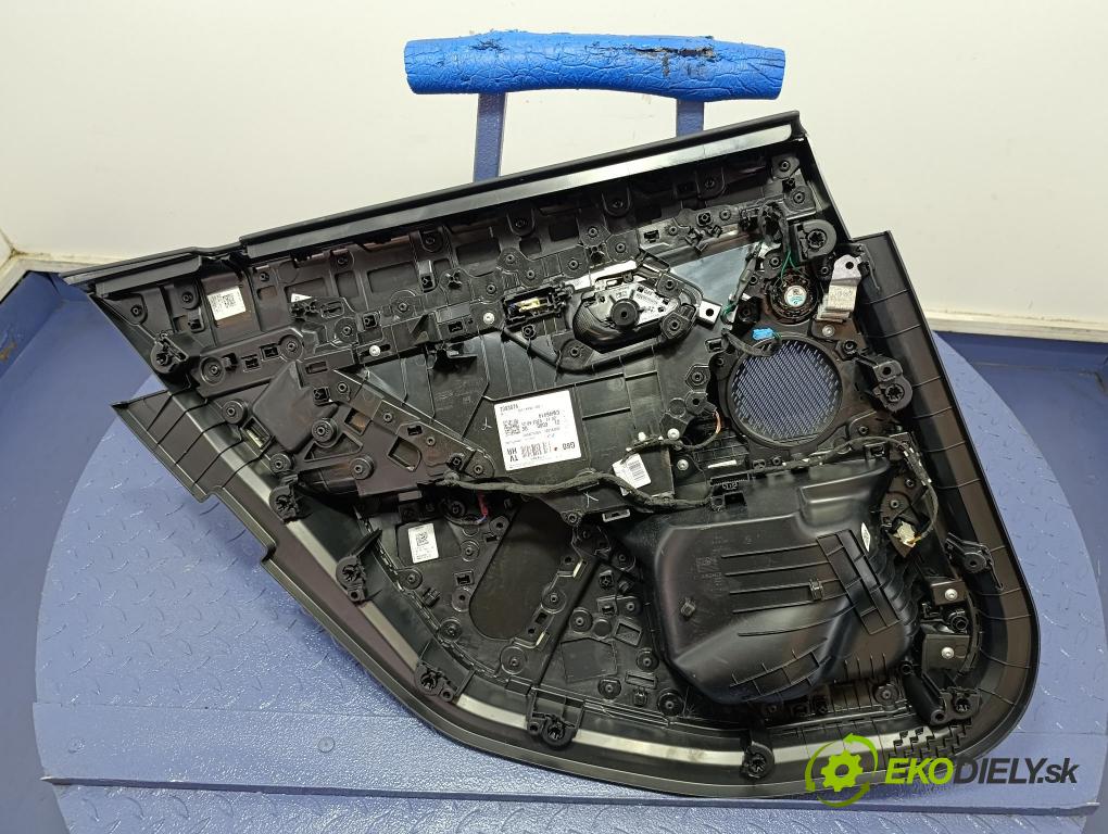 Bmw Seria 5 2025 Tapacír: dveře Zad: Práva: 5A16736