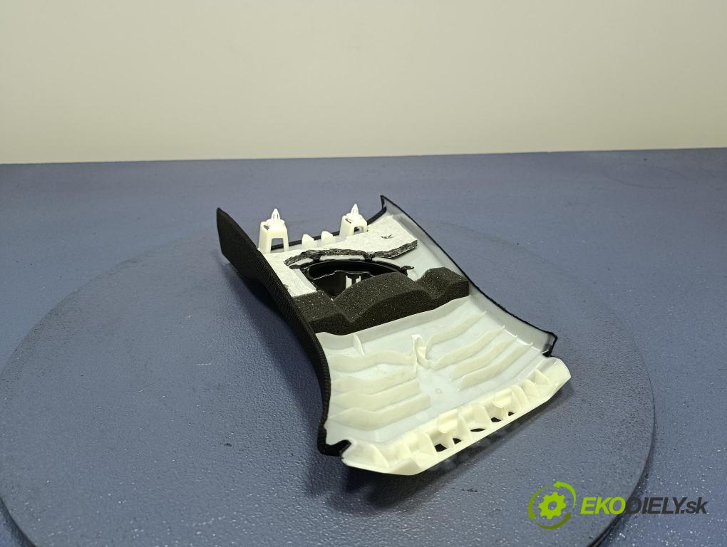 Bmw Seria 5 2025 kryt Plast: Interiéry: 9504299