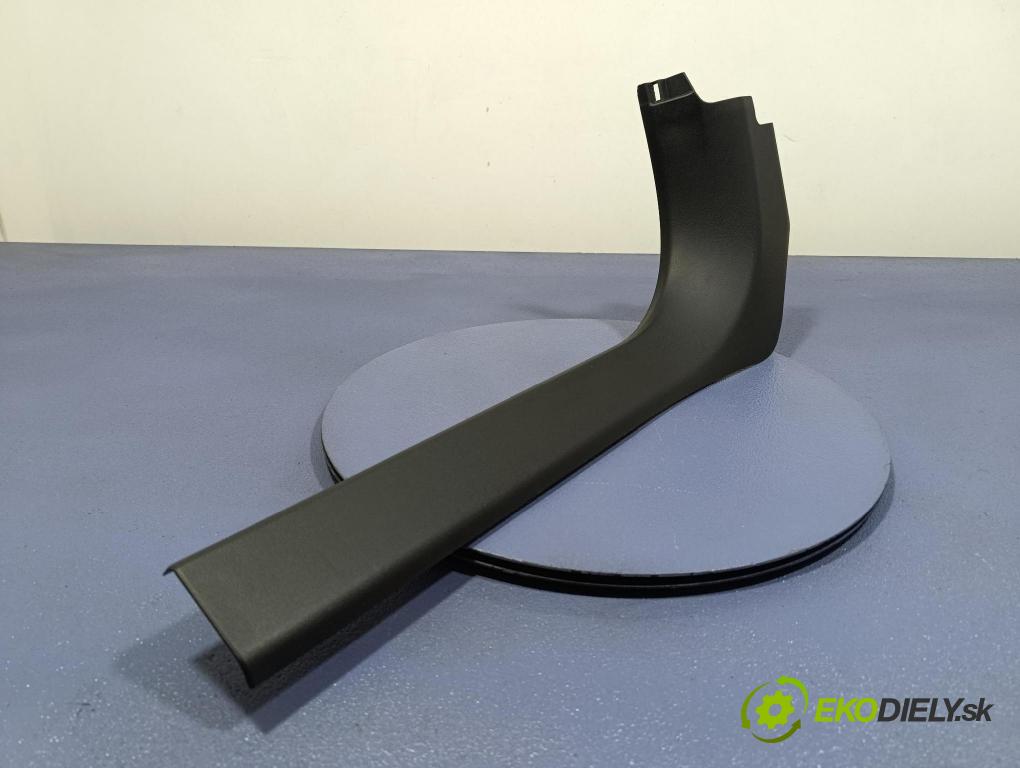 Bmw Seria 5 2025 kryt Plast: Interiéry: 5A36B97