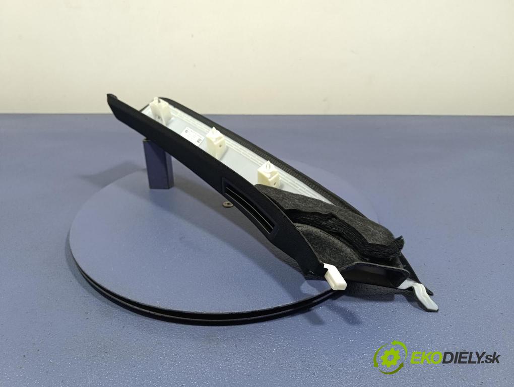 Bmw Seria 5 2025 kryt Plast: Interiéry: 9504298