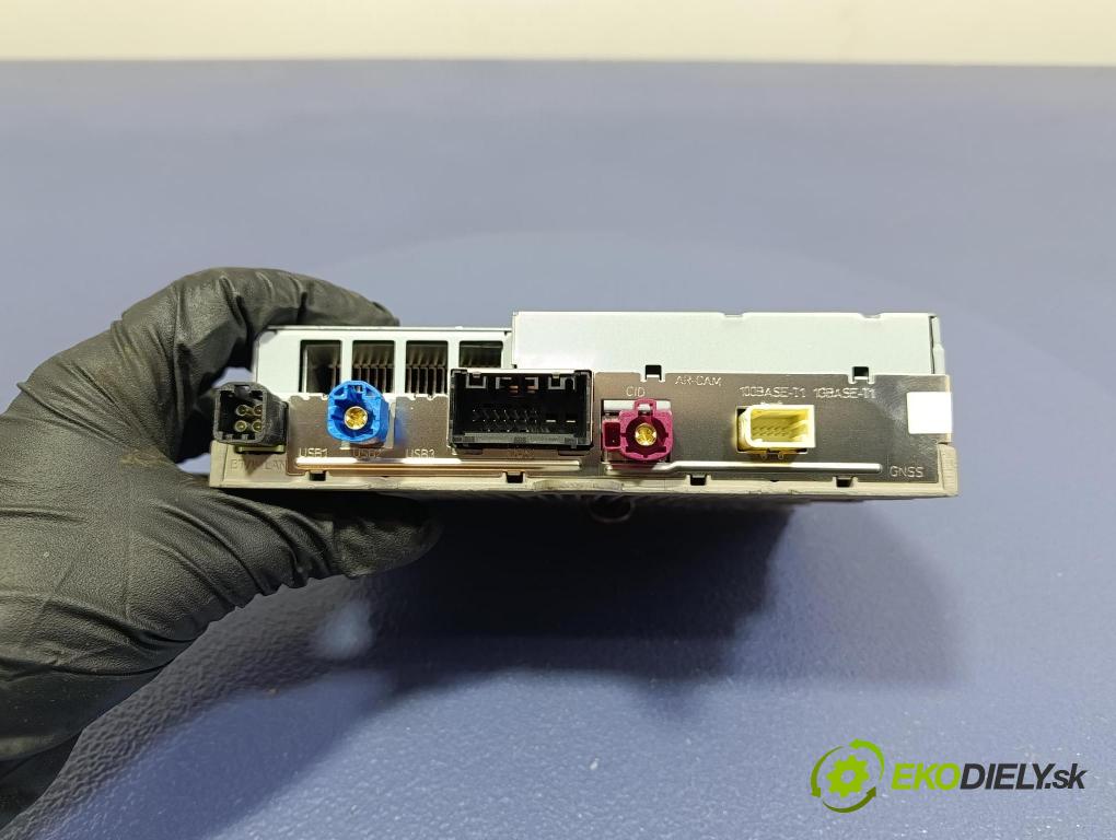 Bmw Seria 5 2025 Radio I Navigace: 5B8C3B6