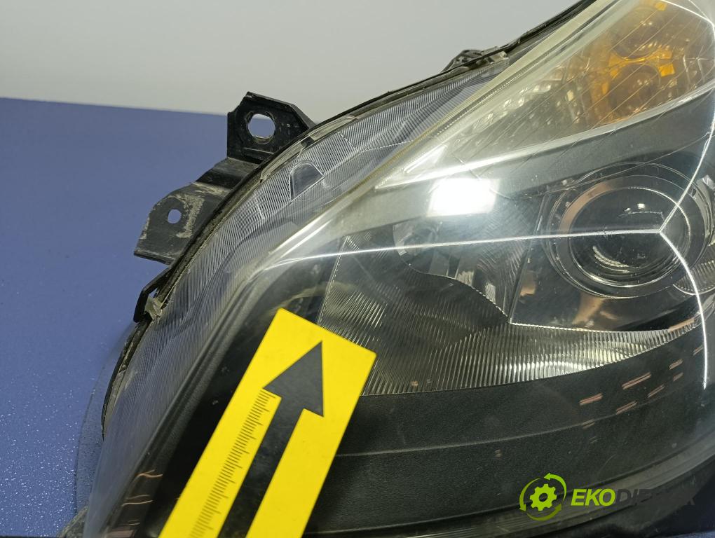 Renault Clio 2006 světlo v pravo: 20-A795