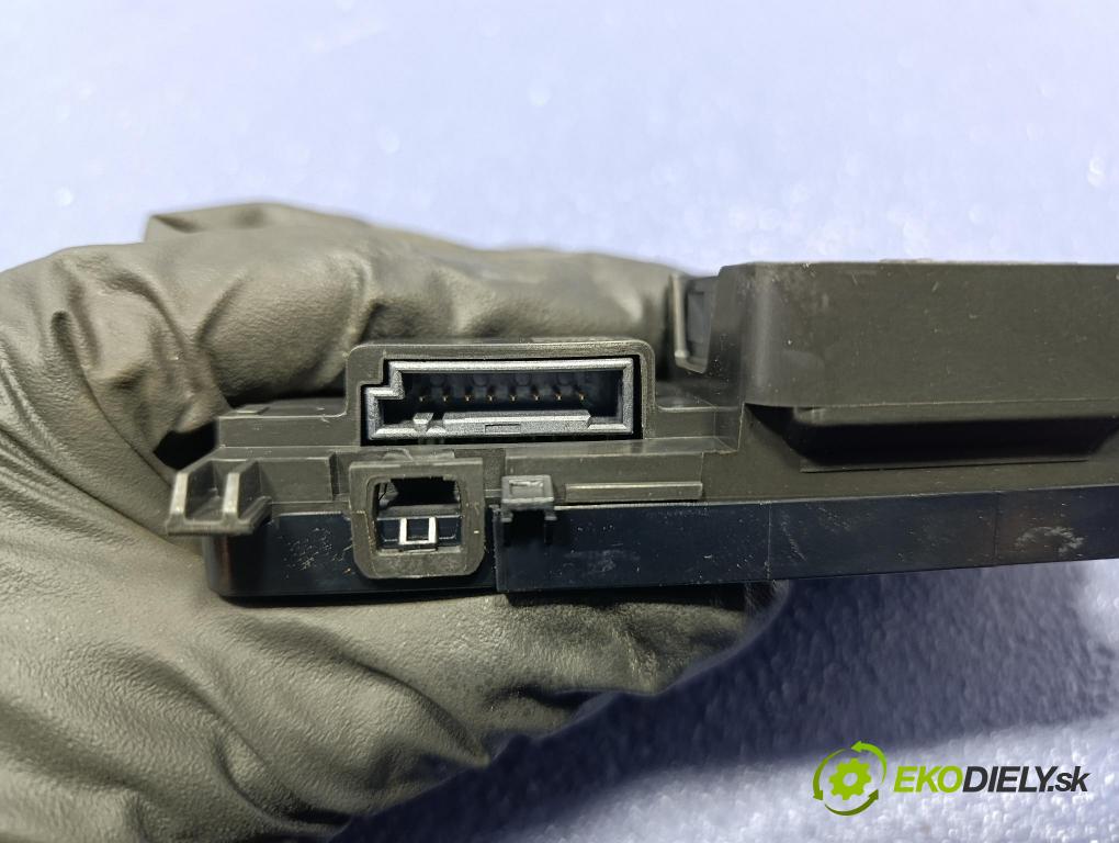 Bmw Seria 5 2025 instalace Elektrický: 5B52225