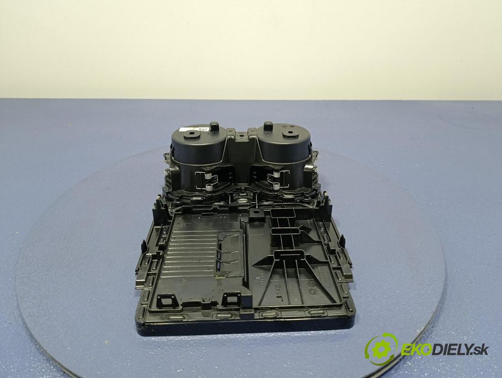 Bmw Seria 5 2025 kastlík 5A70141