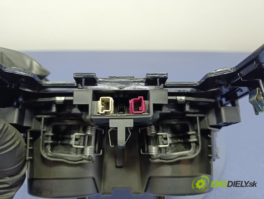Bmw Seria 5 2025 kastlík 5A70141