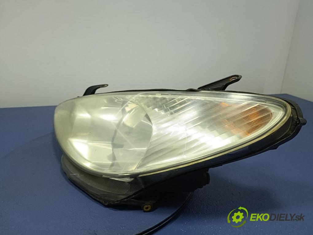 Toyota Previa 2001 světlo Levý: KOITO 28-132