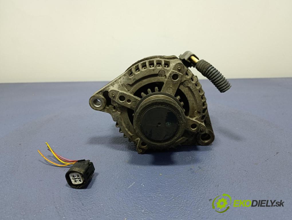 Toyota Previa 2001 Alternator 27060-27040