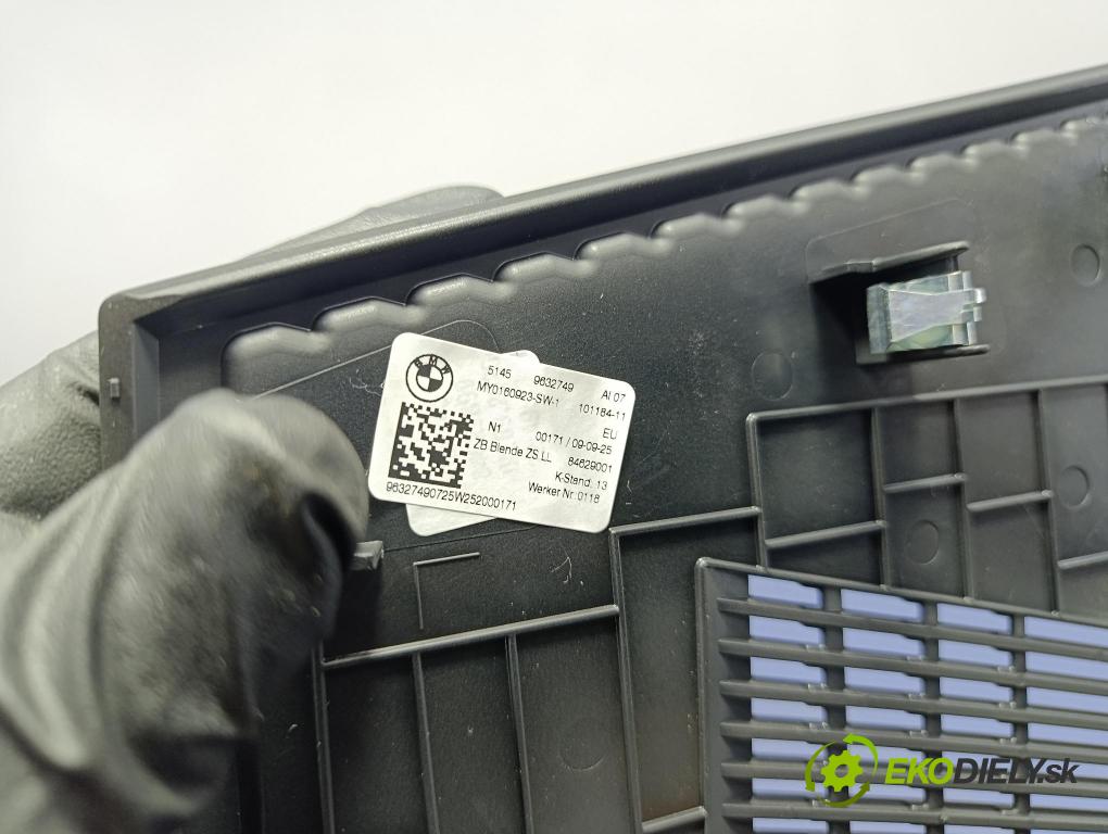 Bmw Seria 5 2025 kryt Plast: Interiéry: 9632749