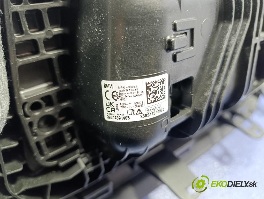 Bmw Seria 5 2025 kokpit,přistrojova deska 9632738
