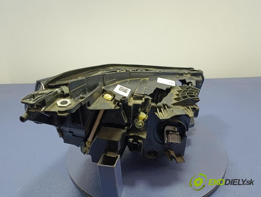 Bmw Seria 5 2025 světlo Levý: 5A798D7