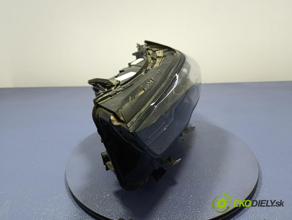 Bmw Seria 5 2025 světlo Levý: 5A798D7