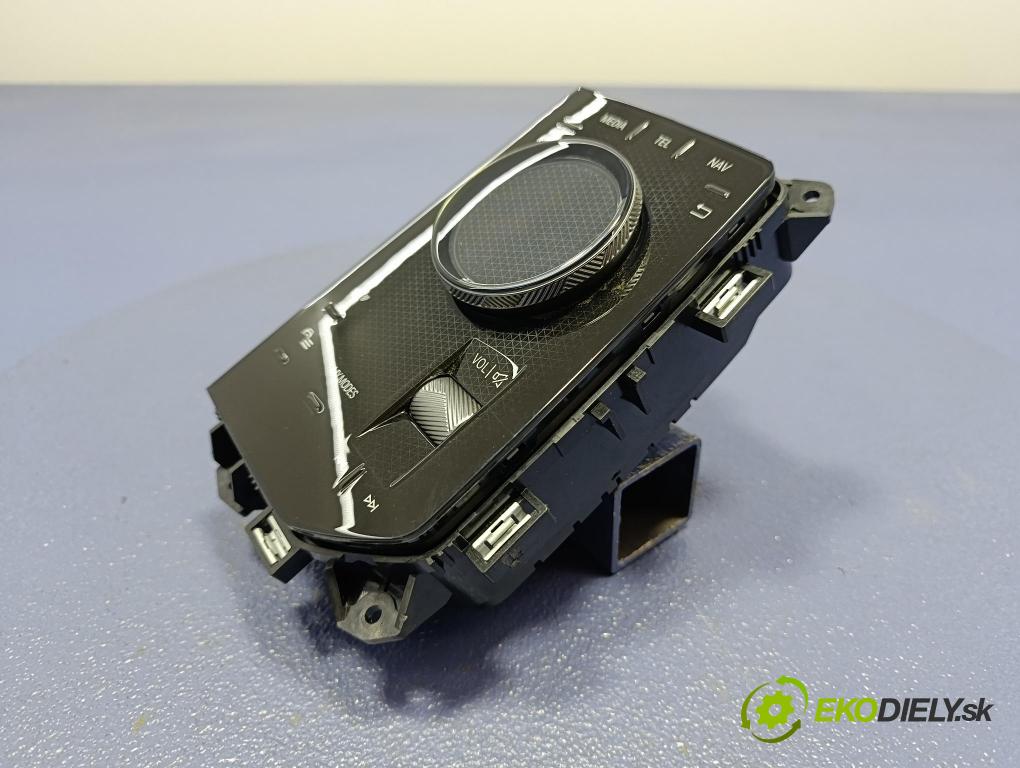 Bmw Seria 5 2025 Přepínač Radio Navigace 5B3DE06