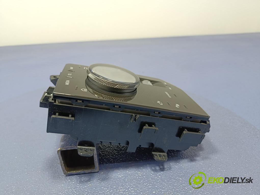 Bmw Seria 5 2025 Přepínač Radio Navigace 5B3DE06