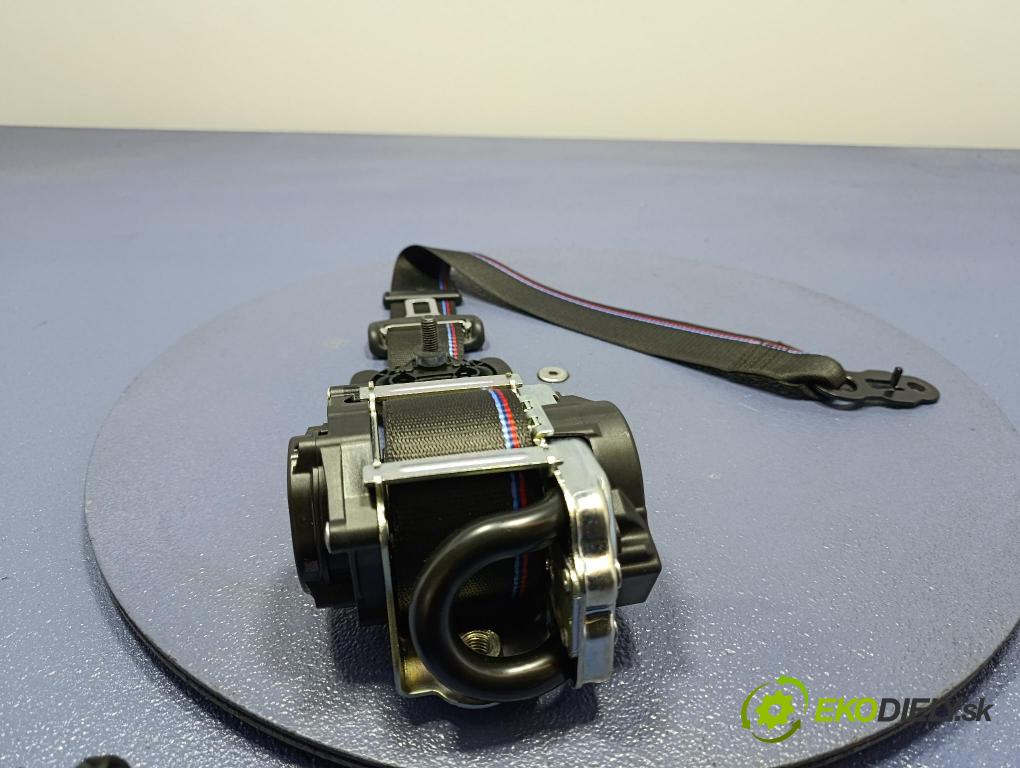 Bmw Seria 5 2025 Pásy Bezpečnost x 5A208D8