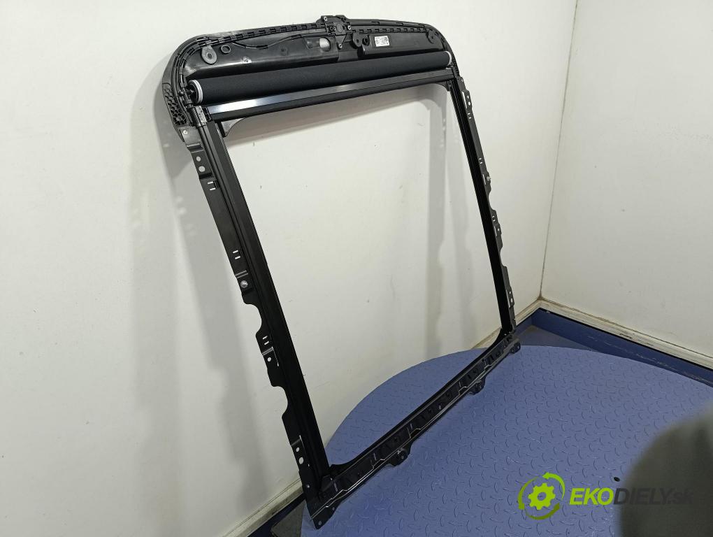 Bmw Seria 5 2025 Střešní okno: 8085584