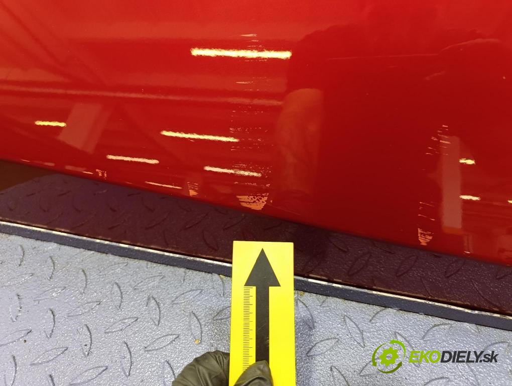 Bmw Seria 5 2025 dvere Predné pravé