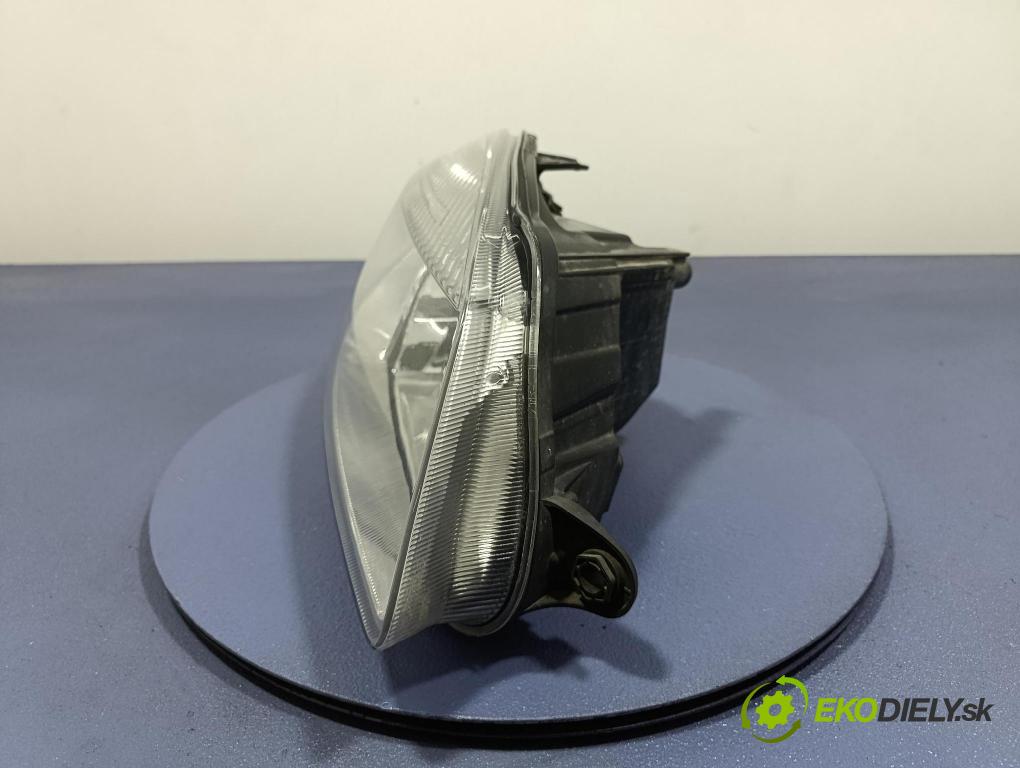 Skoda Praktik 2008 Reflektor: v pravo: 247832-00 R
