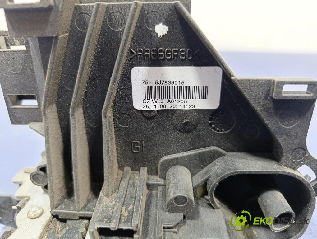 Skoda Praktik 2008 zámek dveře Zad: Levý: 5J7839015