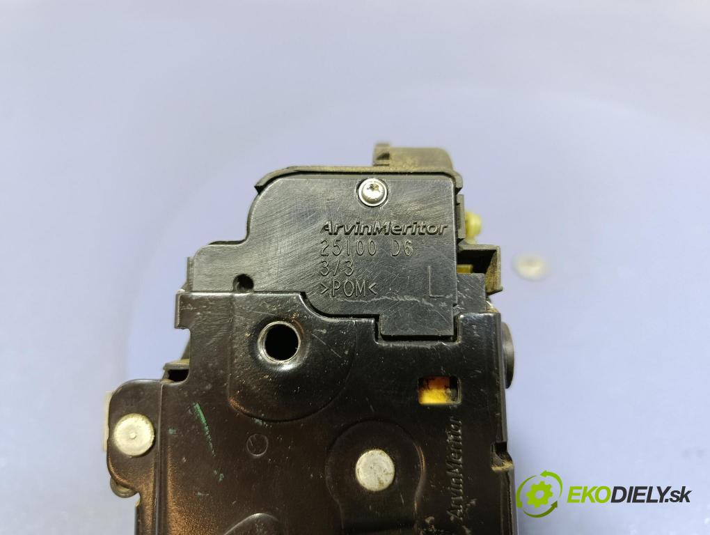 Skoda Praktik 2008 zámek dveře Zad: Levý: 5J7839015